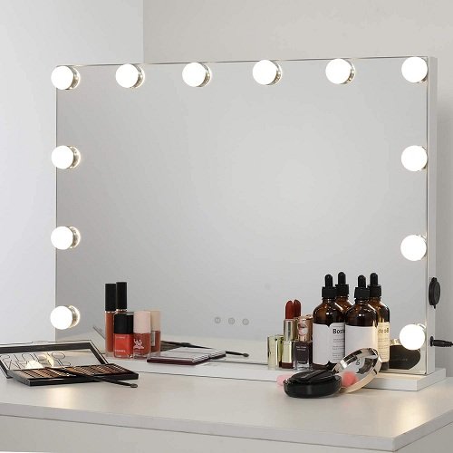 Hollywood Mirror 3